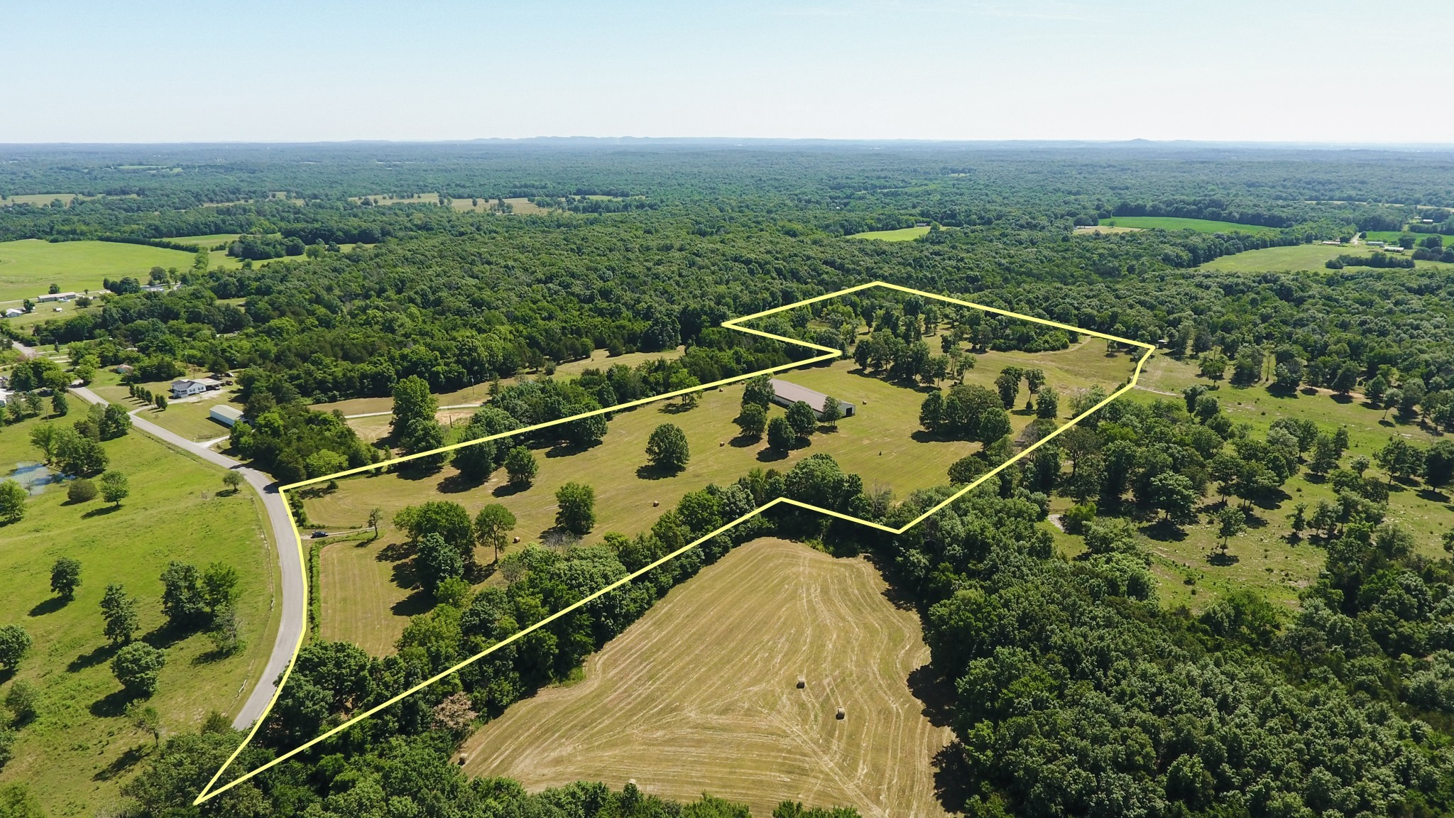 224 Fly Road Shelbyville, TN 37160 - Photo 1 of 15 Gallery Image 1