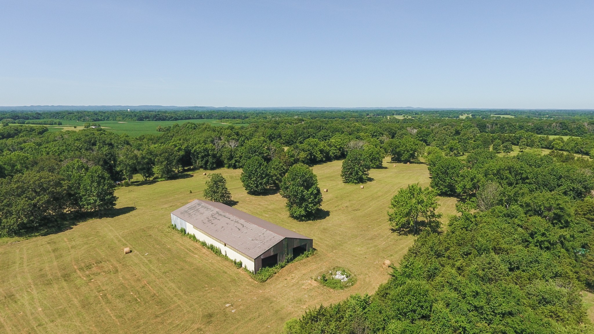 224 Fly Road Shelbyville, TN 37160 - Photo 6 of 15 Gallery Image 6