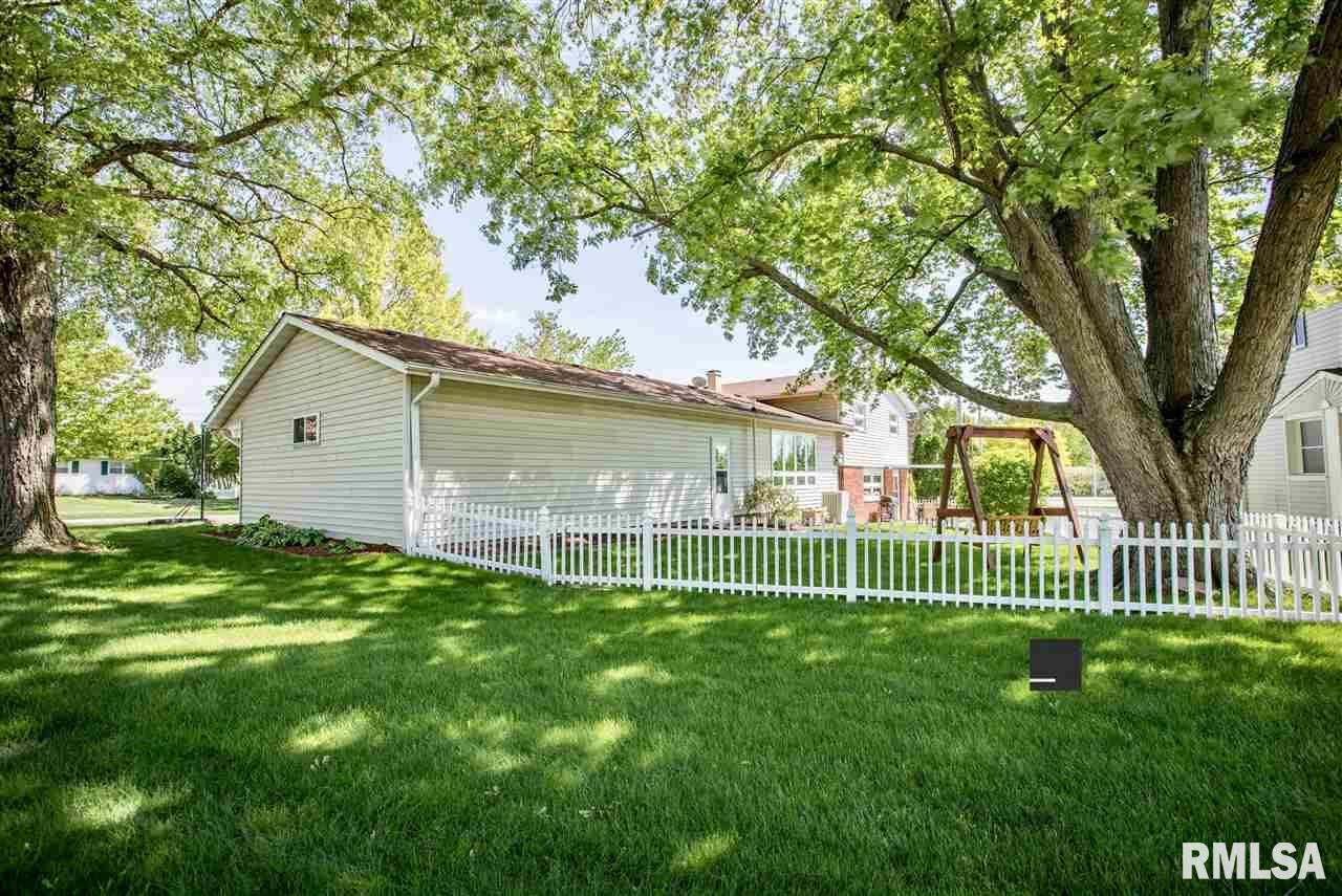 3622 Forest Road Davenport, IA 52807 - Photo 24 of 24 Gallery Image 24