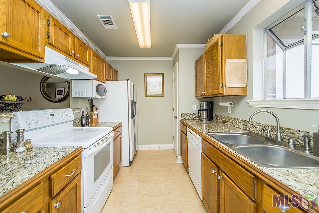 55 Higgins Court Baton Rouge, LA 70808 - Photo 9 of 16 Gallery Image 9
