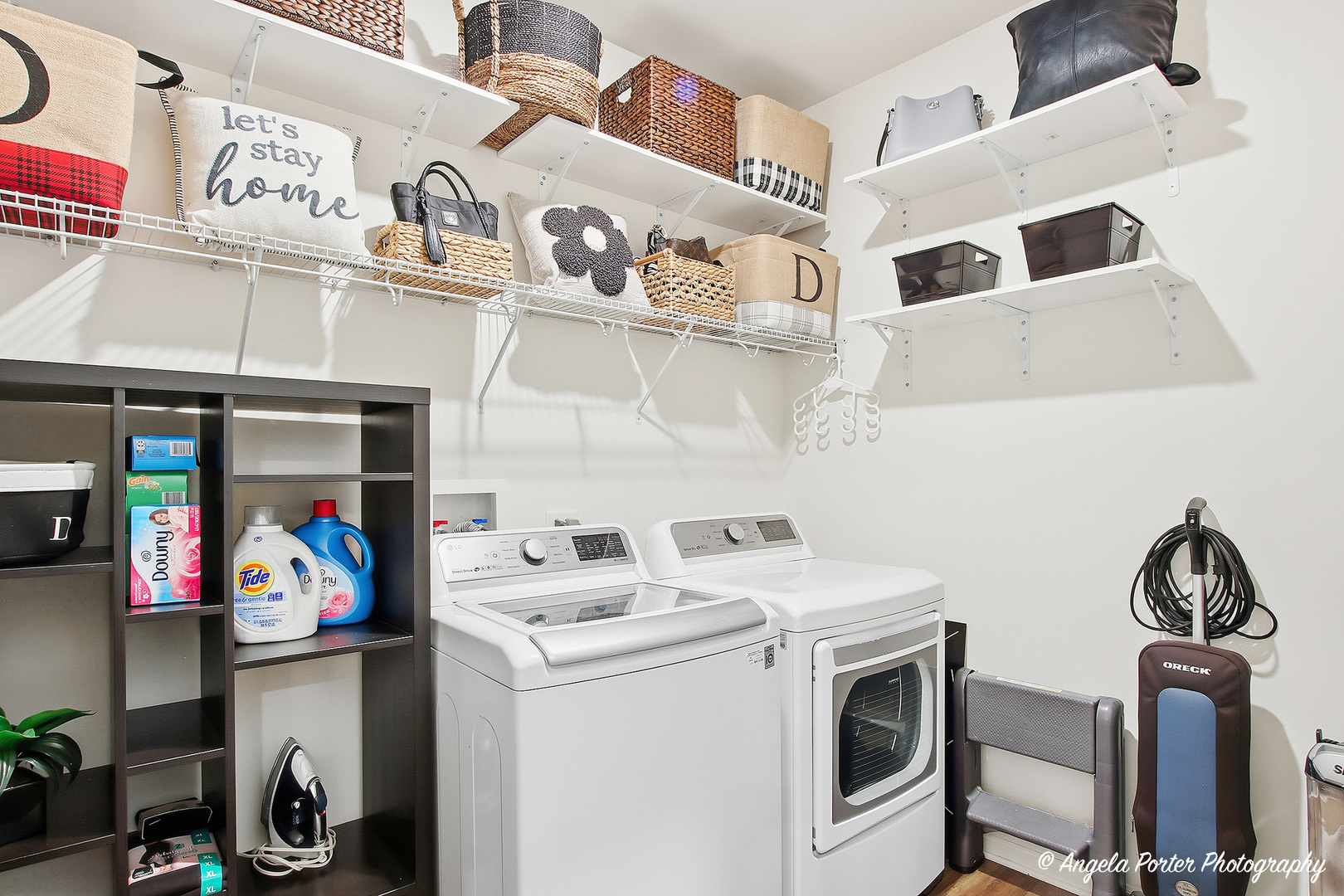 9186 Ritz Court Huntley, IL 60142 - Photo 19 of 36 a utility room with dryer and washer