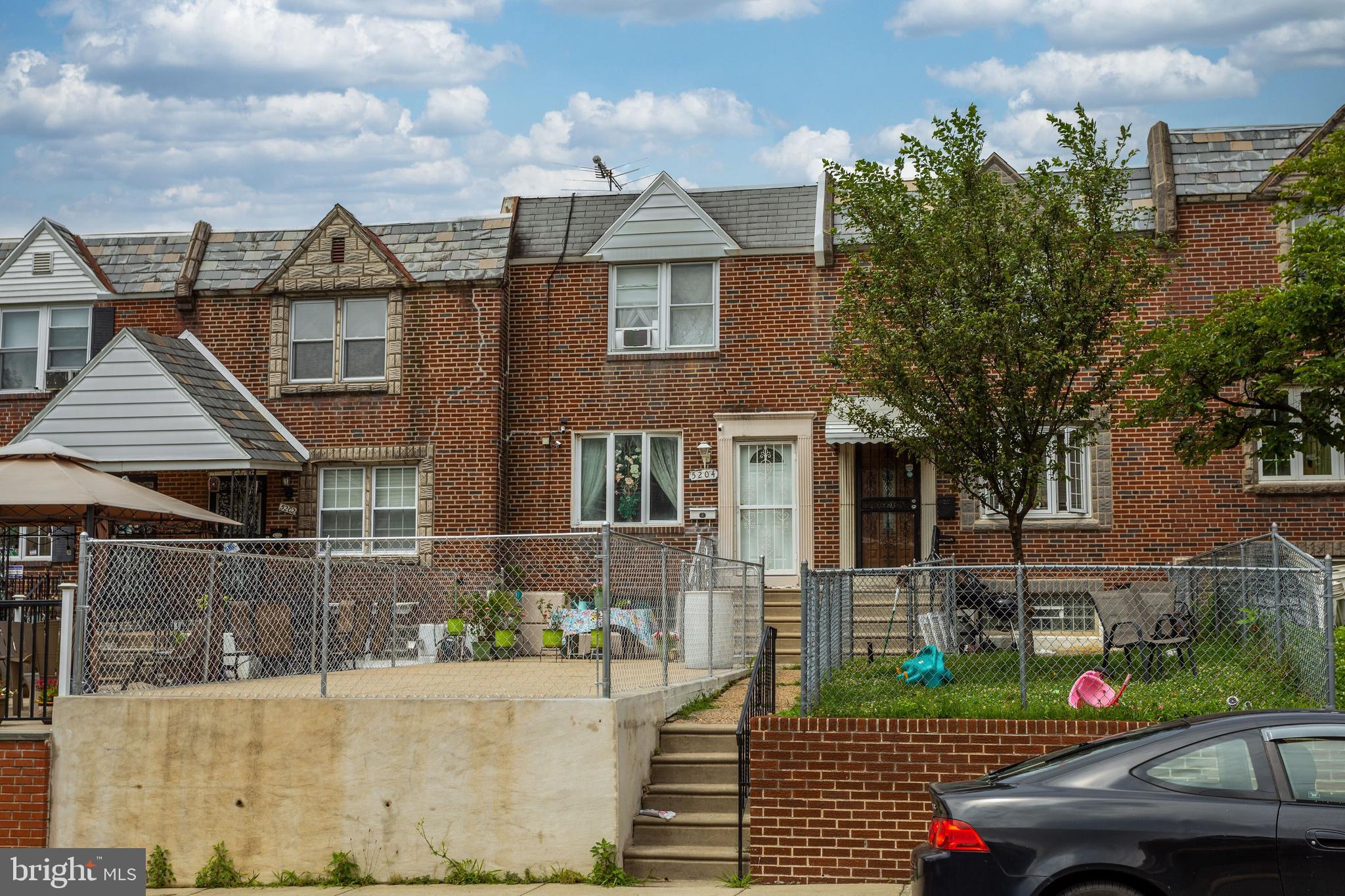 5204 Marwood Road Philadelphia, PA 19120 - Photo 3 of 32