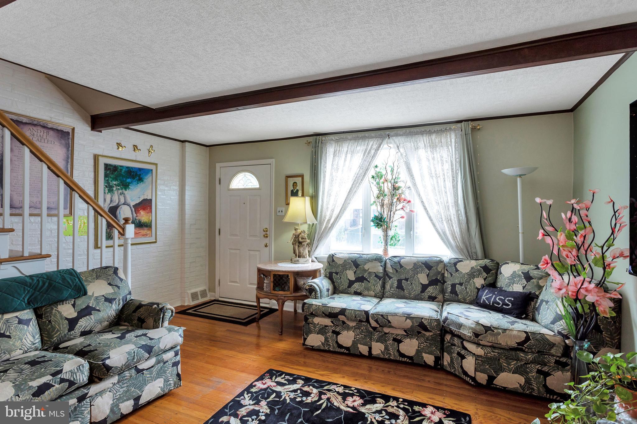 5204 Marwood Road Philadelphia, PA 19120 - Photo 6 of 32