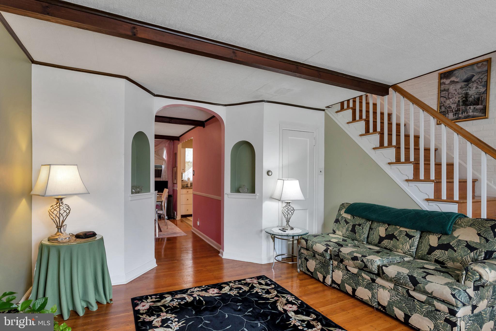 5204 Marwood Road Philadelphia, PA 19120 - Photo 9 of 32