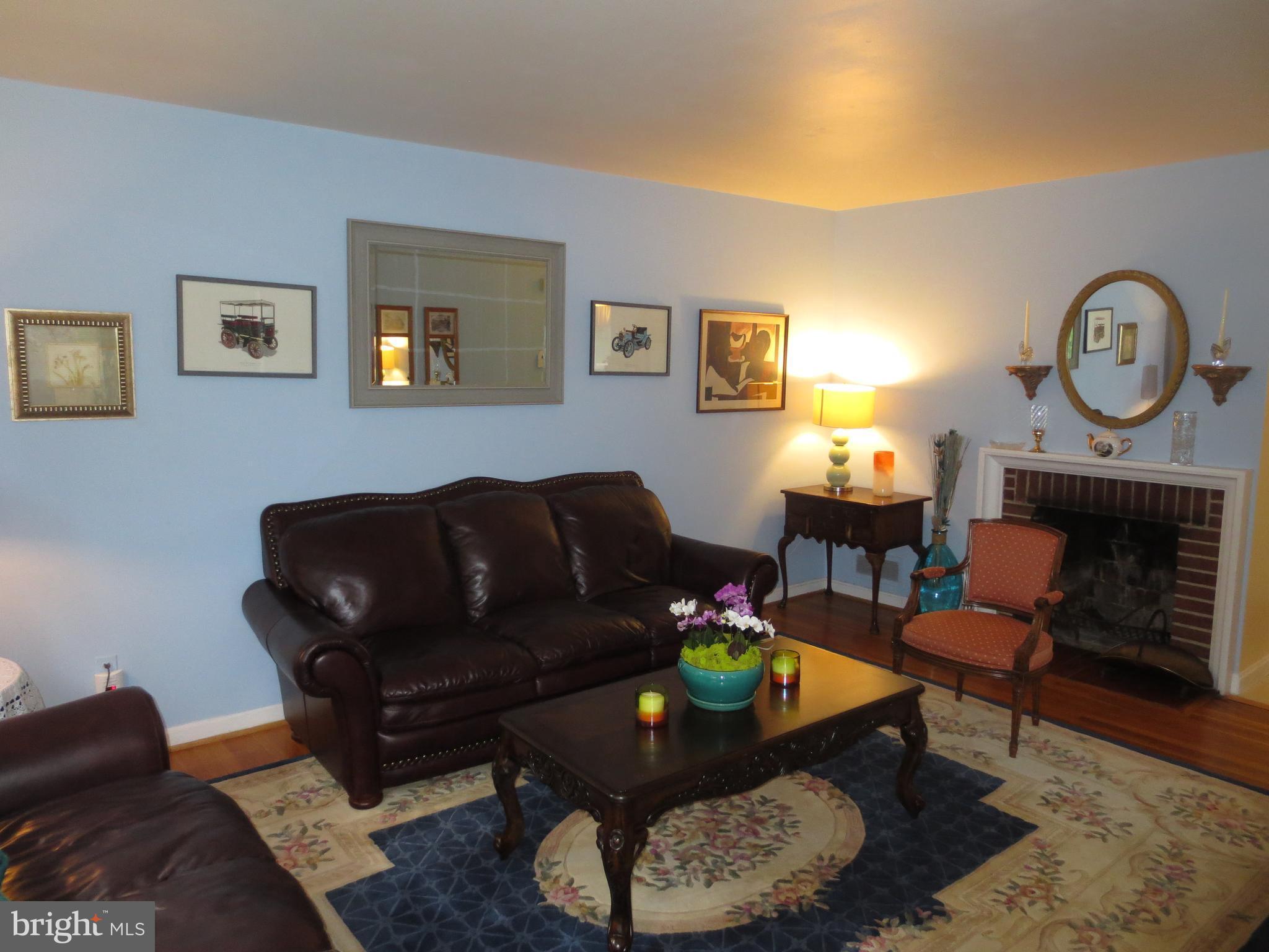3902 Jeffry Street Silver Spring, MD 20906 - Photo 7 of 25 Living Room