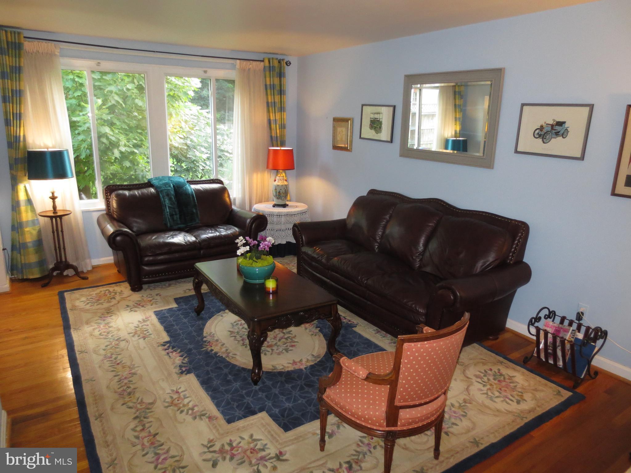 3902 Jeffry Street Silver Spring, MD 20906 - Photo 8 of 25 Living Room