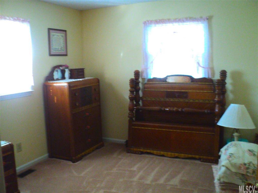 1597 Union Grove Road Lenoir, NC 28645 - Photo 15 of 17 Gallery Image 15