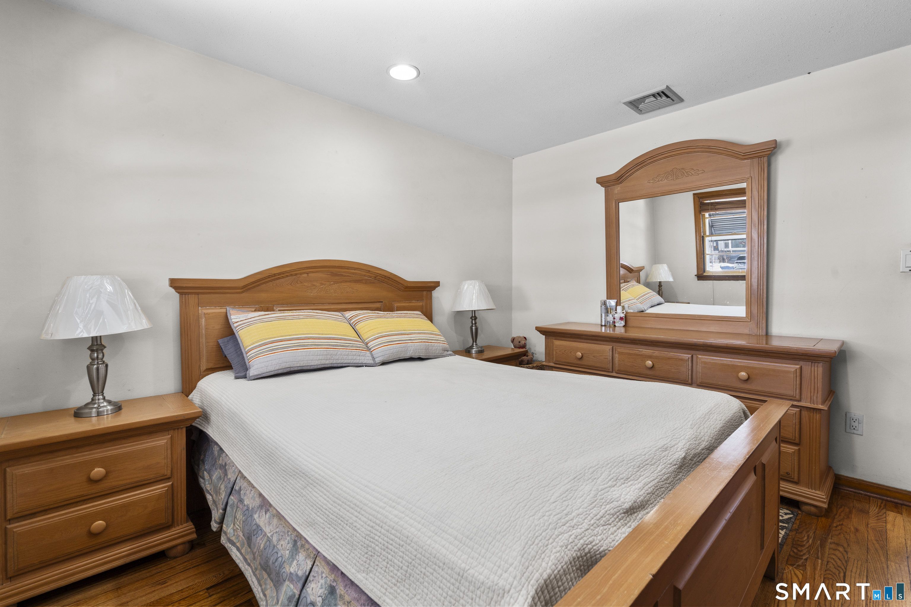 95 Harvard Street Hartford, CT 06106 - Photo 5 of 16