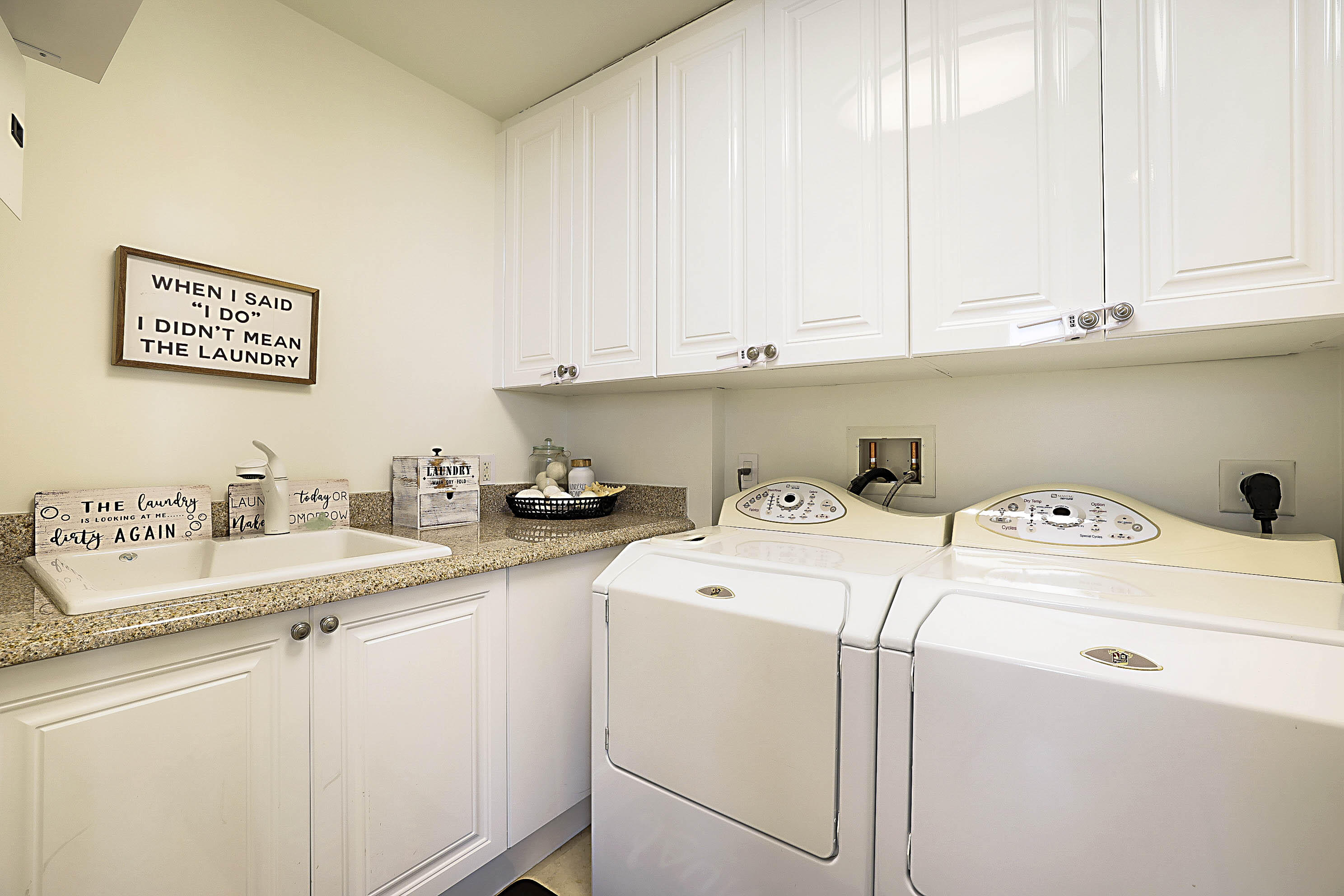 2700 North Ocean Drive, Unit 1006B Riviera Beach, FL 33404 - Photo 19 of 29 2700 N Ocean Dr 1006 -19