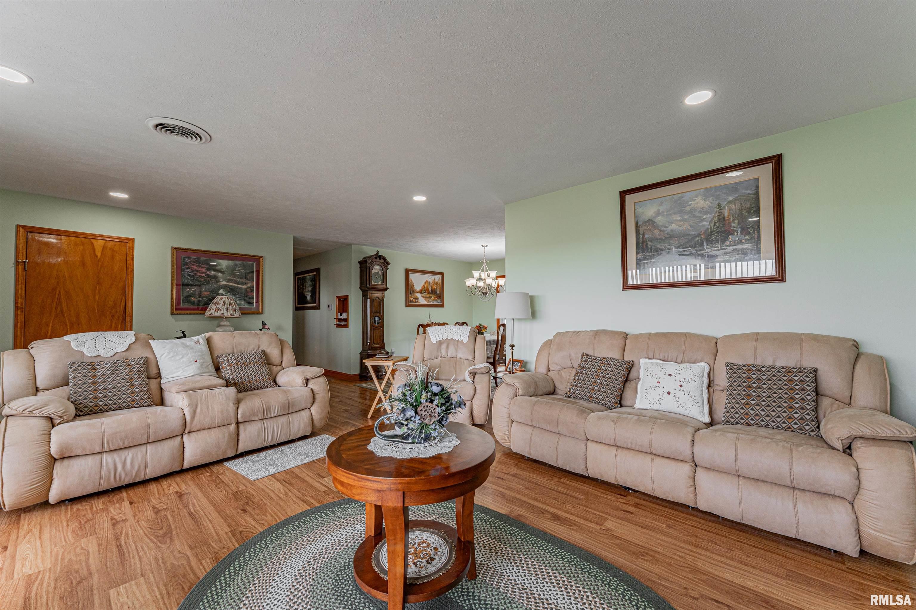 1390 Airport Road Lincoln, IL 62656 - Photo 9 of 34