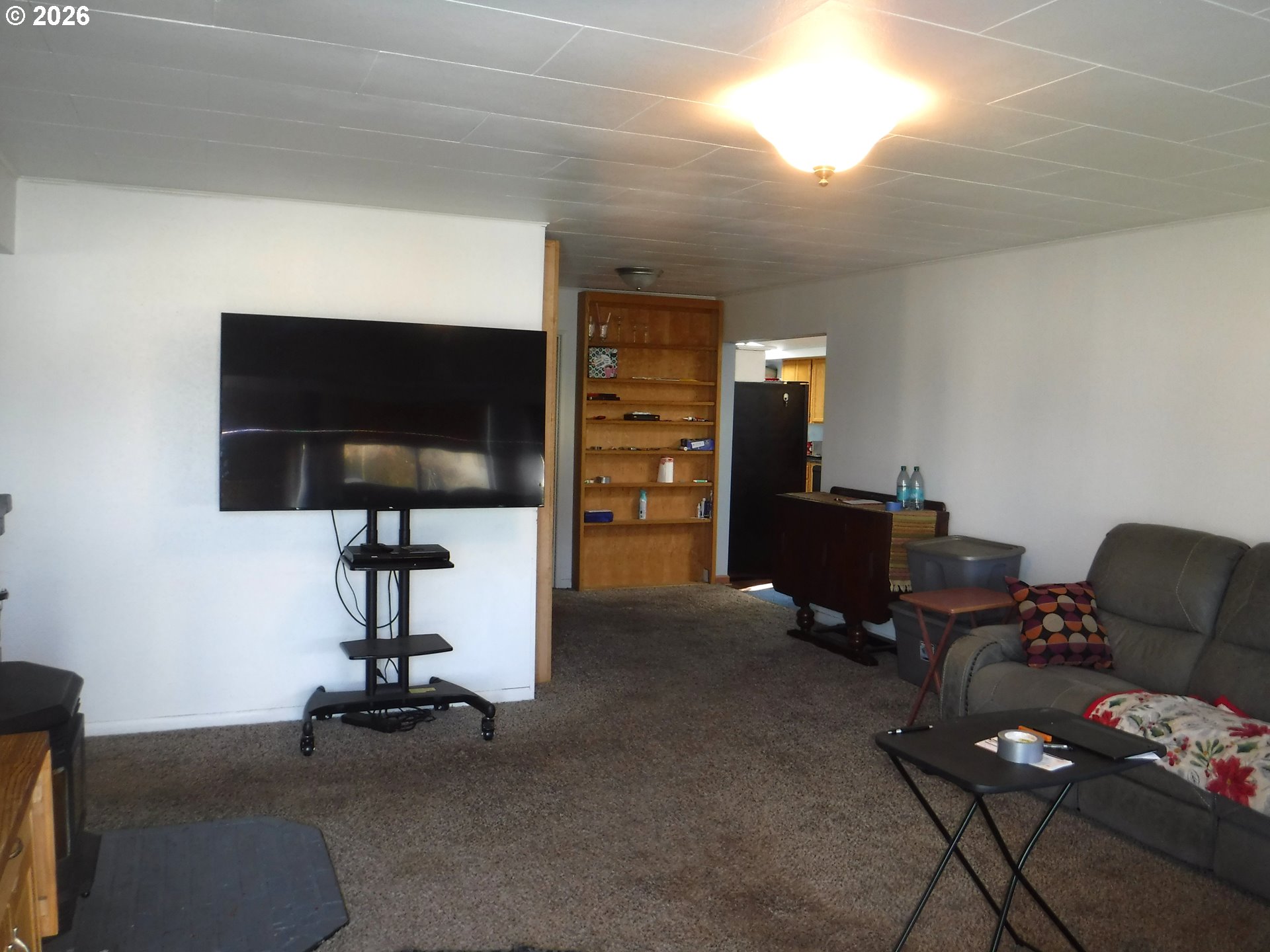 2075 Johnson Street North Bend, OR 97459 - Photo 10 of 26 Living Room