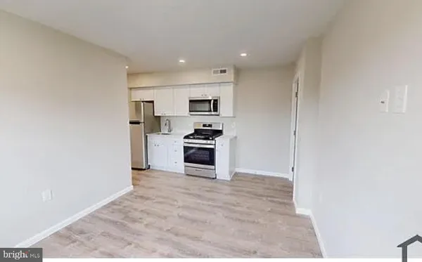 $2,850 | 2429 Alabama Avenue Southeast, Unit 204, Washington, DC 20020