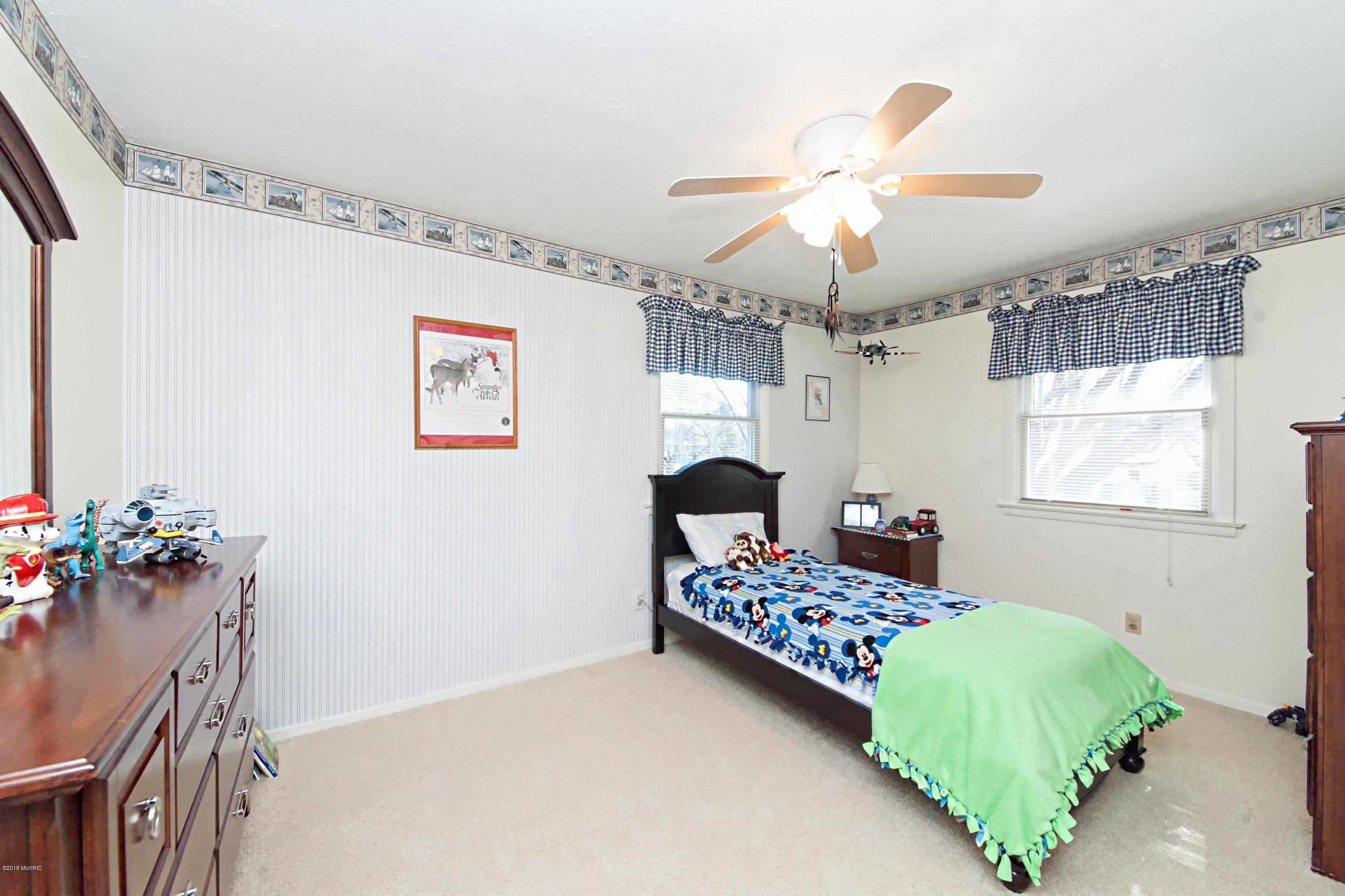 1389 Trebor Road St. Joseph, MI 49085 - Photo 20 of 55 DSC07758_pe
