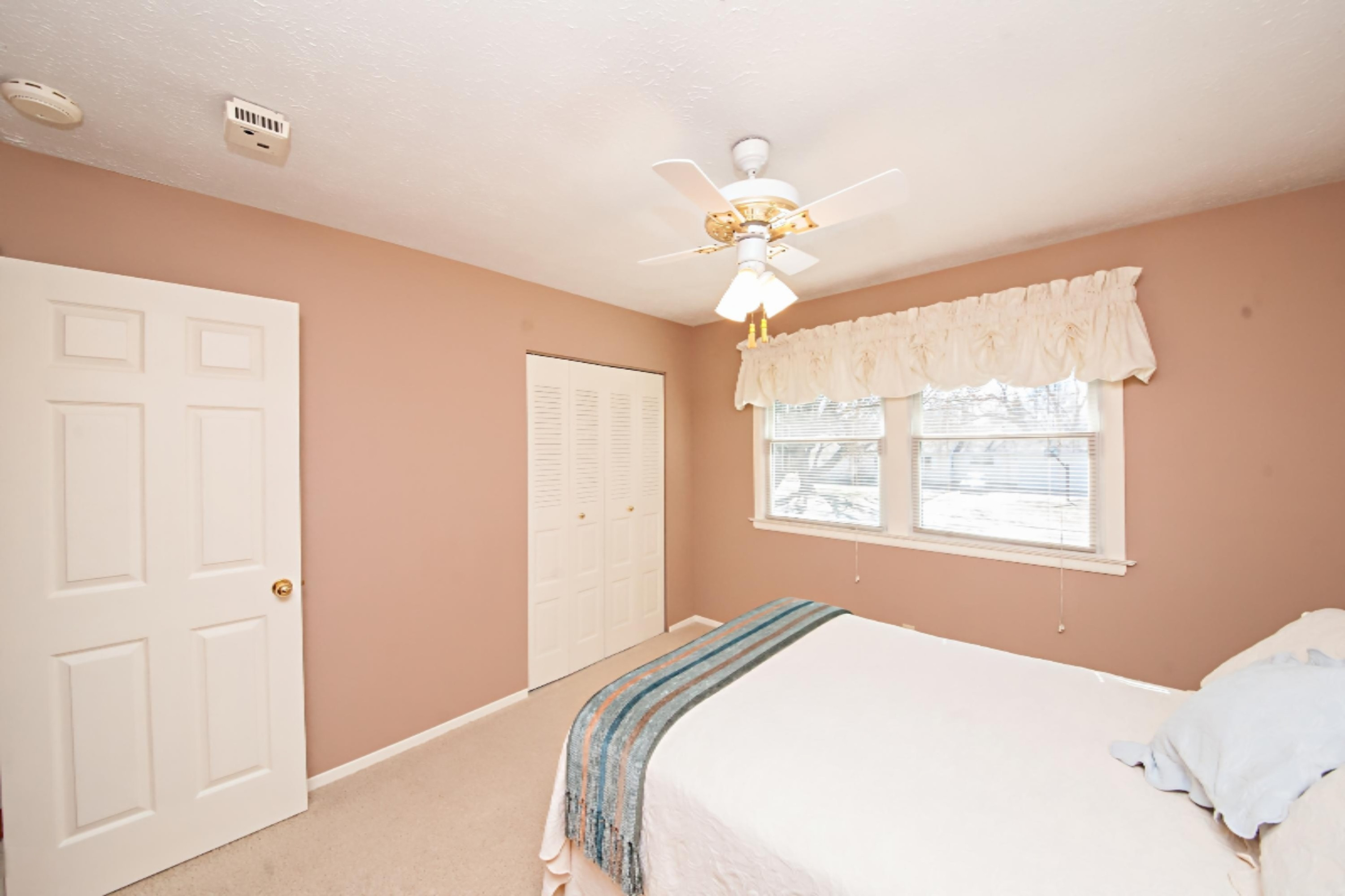 1389 Trebor Road St. Joseph, MI 49085 - Photo 23 of 55 DSC07762_pe