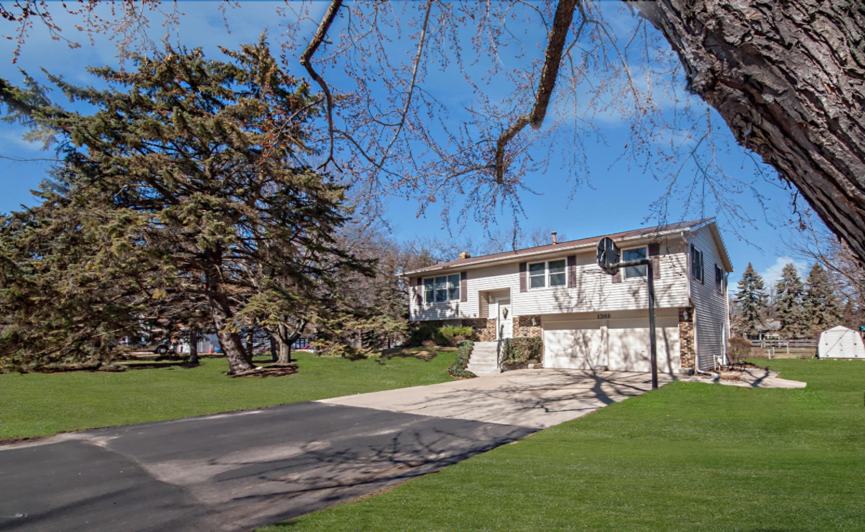 1389 Trebor Road St. Joseph, MI 49085 - Photo 55 of 55 DSC07807_pe