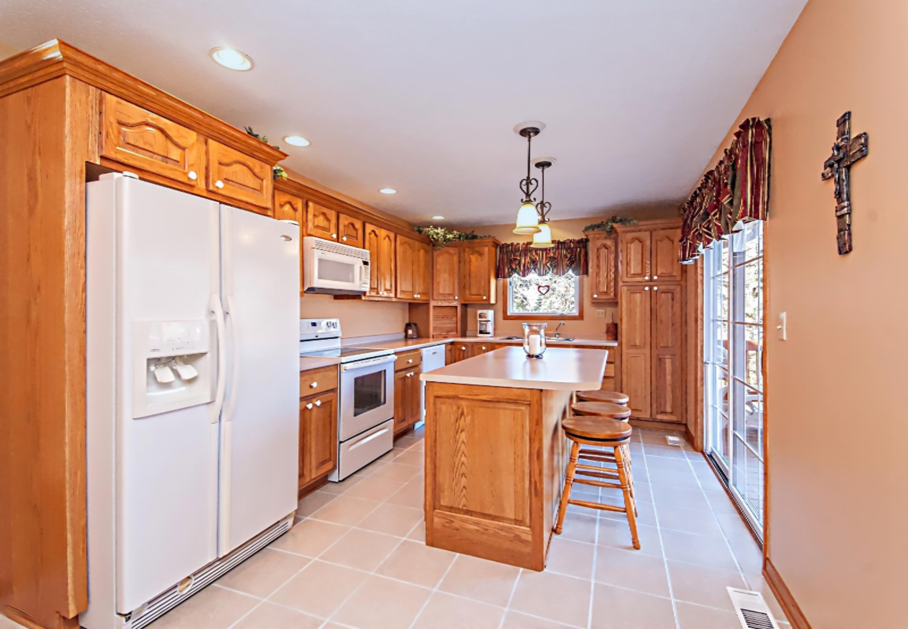 1389 Trebor Road St. Joseph, MI 49085 - Photo 8 of 55 DSC07725_pe_pe