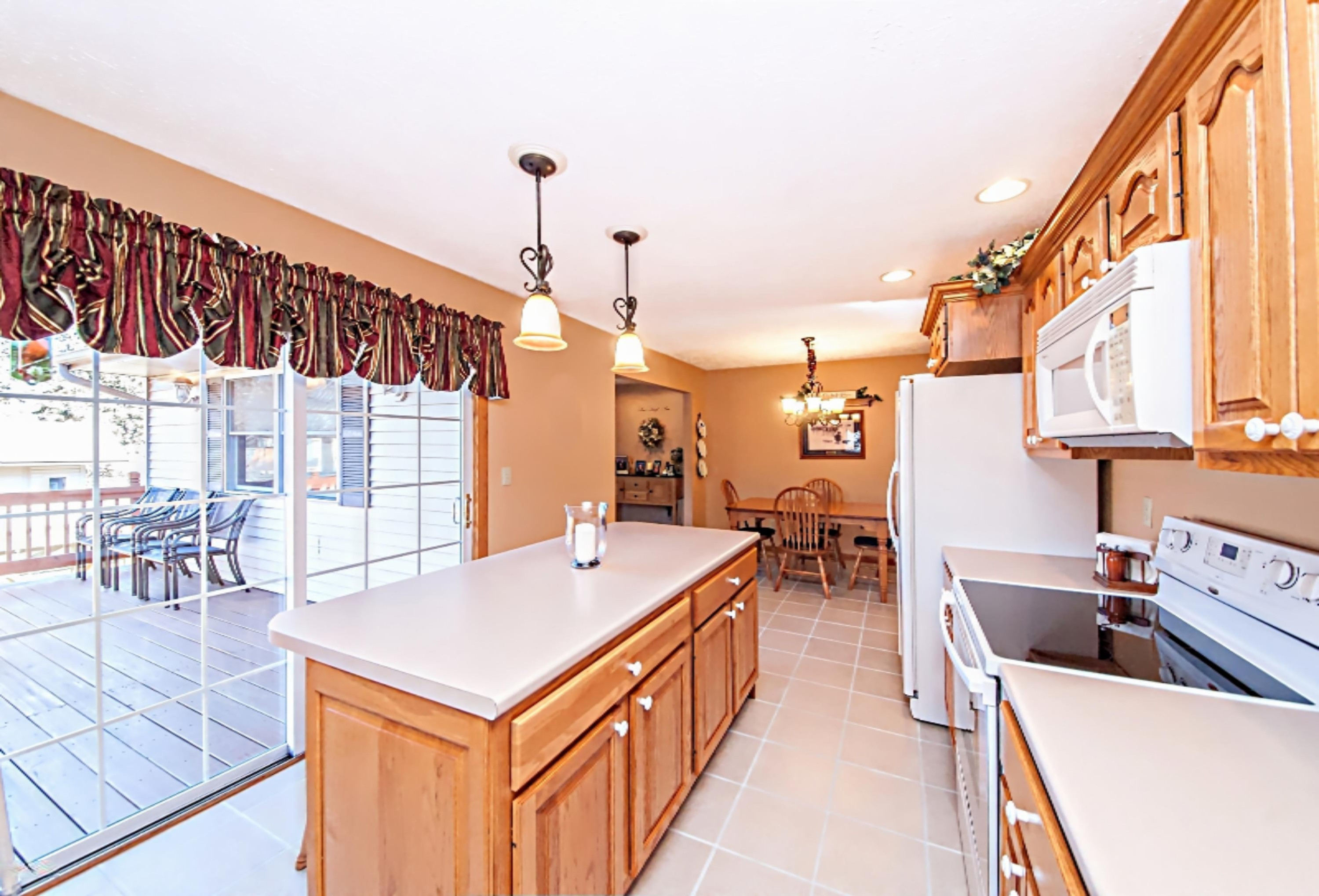 1389 Trebor Road St. Joseph, MI 49085 - Photo 10 of 55 DSC07732_pe_pe