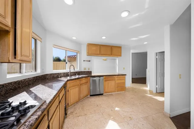 $1,520,000 | 1465 Caminito Solidago, La Jolla, CA 92037