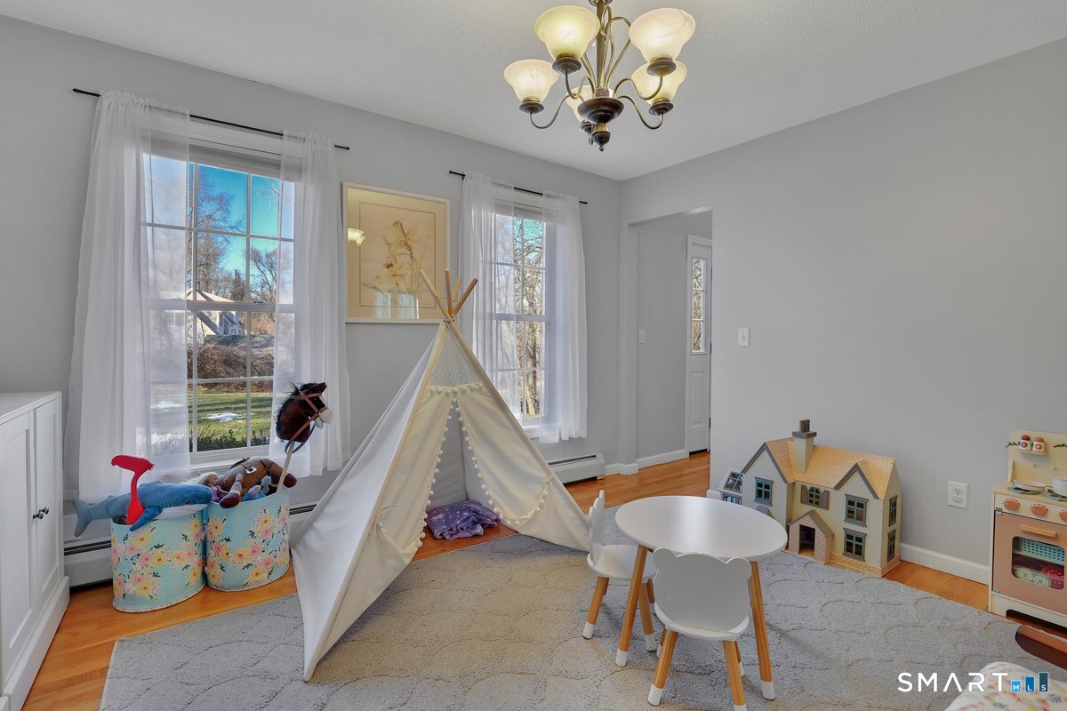 345 Hebron Road Andover, CT 06232 - Photo 12 of 31