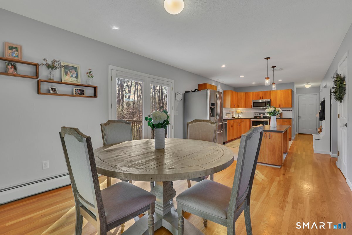345 Hebron Road Andover, CT 06232 - Photo 7 of 31