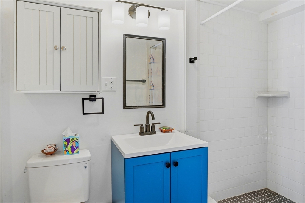 188 Vineyard Meadow Farms Road West Tisbury, MA 02568 - Photo 24 of 42