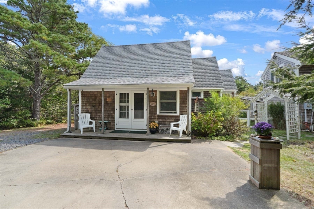 188 Vineyard Meadow Farms Road West Tisbury, MA 02568 - Photo 30 of 42