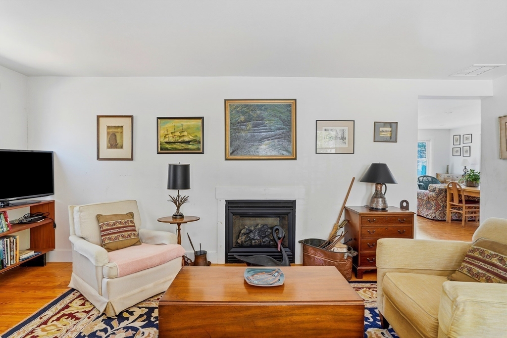 188 Vineyard Meadow Farms Road West Tisbury, MA 02568 - Photo 32 of 42