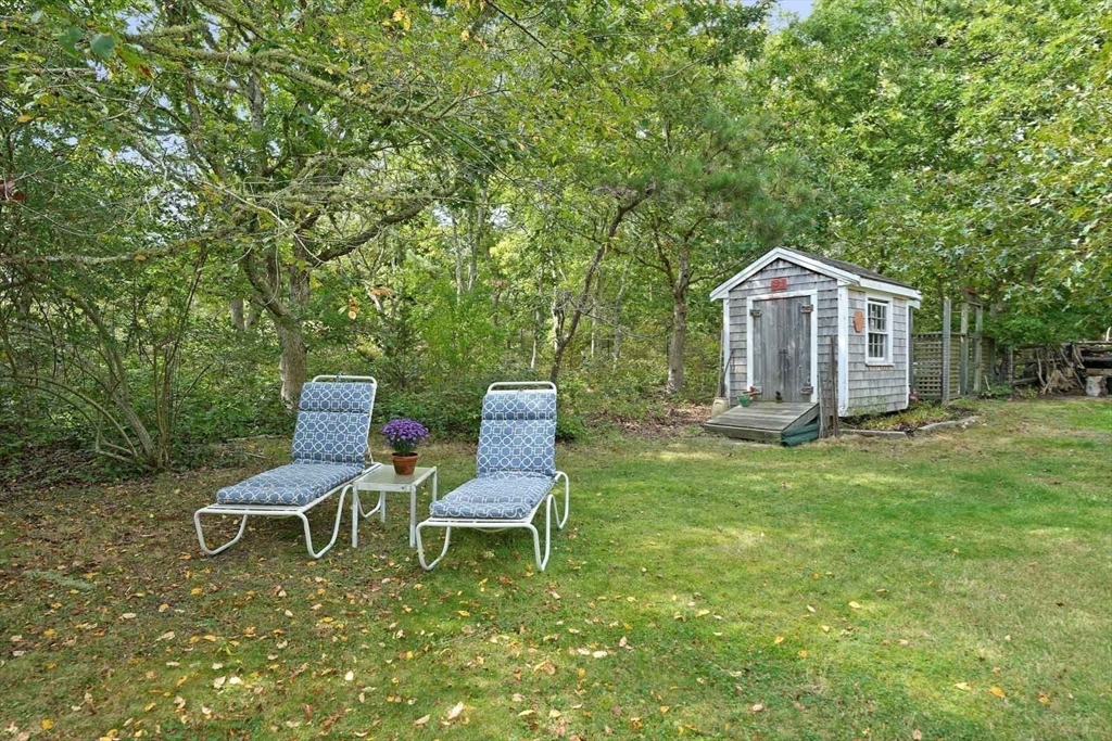 188 Vineyard Meadow Farms Road West Tisbury, MA 02568 - Photo 5 of 42