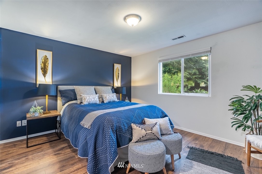 2302 210th Street Southeast Bothell, WA 98021 - Photo 16 of 22