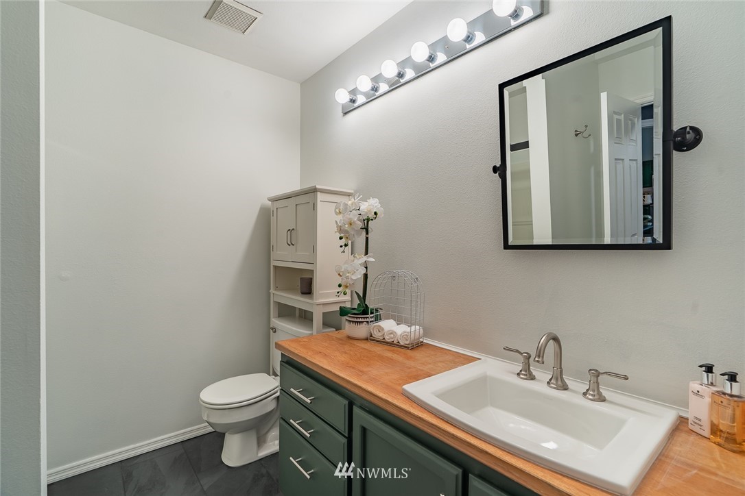 2302 210th Street Southeast Bothell, WA 98021 - Photo 17 of 22
