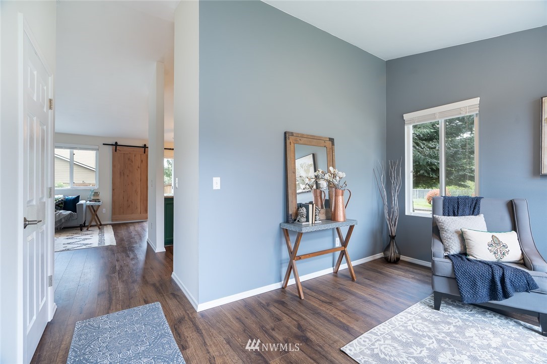 2302 210th Street Southeast Bothell, WA 98021 - Photo 5 of 22