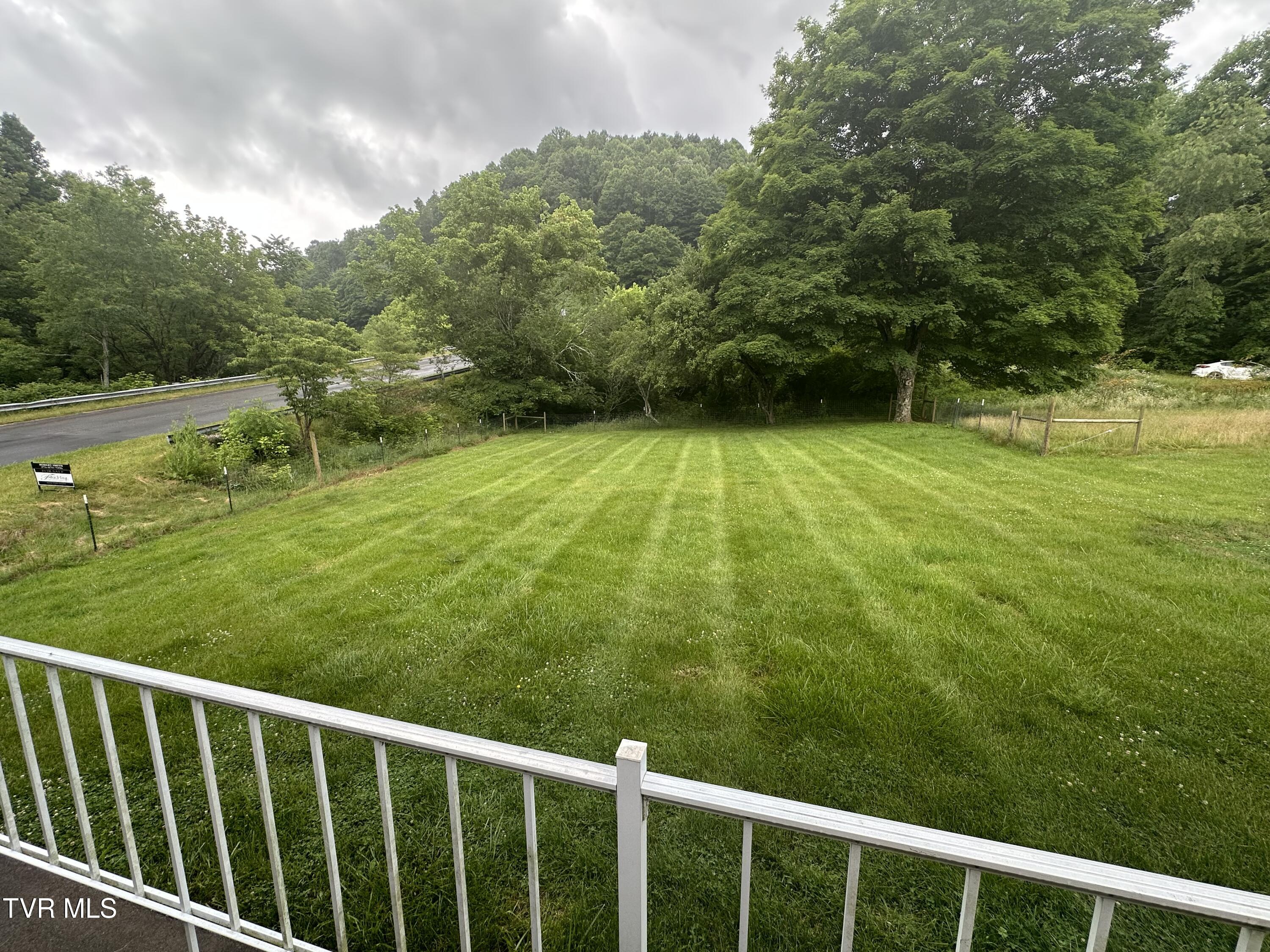73 Fork Ridge Road Lebanon, VA 24266 - Photo 2 of 54 IMG_5215