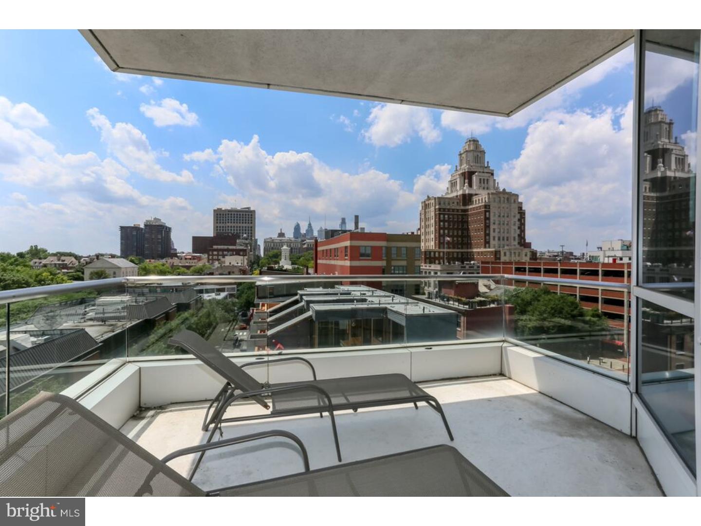 101 Walnut Street, Unit 6 Philadelphia, PA 19106 - Photo 15 of 15