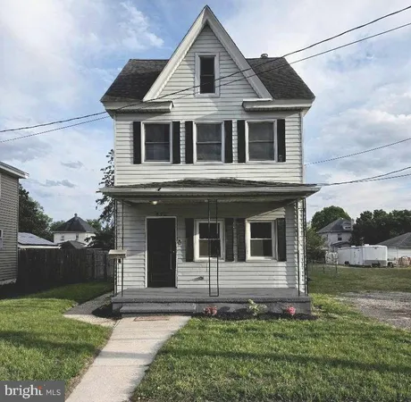 $325,000 | 452 West Broad Street, Gibbstown, NJ 08027