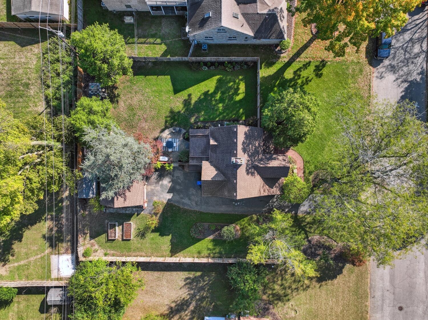 2460 Dover Road Columbus, OH 43209 - Photo 74 of 75 75. 2460 Dover Rd Columbus-75