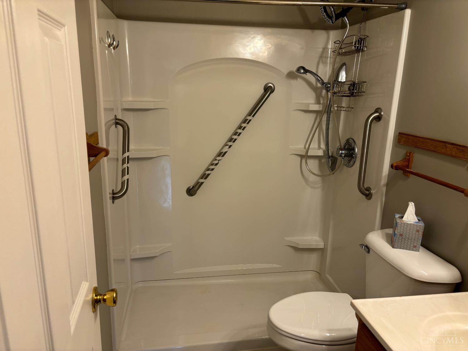 11630 Hanover Road Forest Park, OH 45240 - Photo 18 of 29 Gallery Image 18