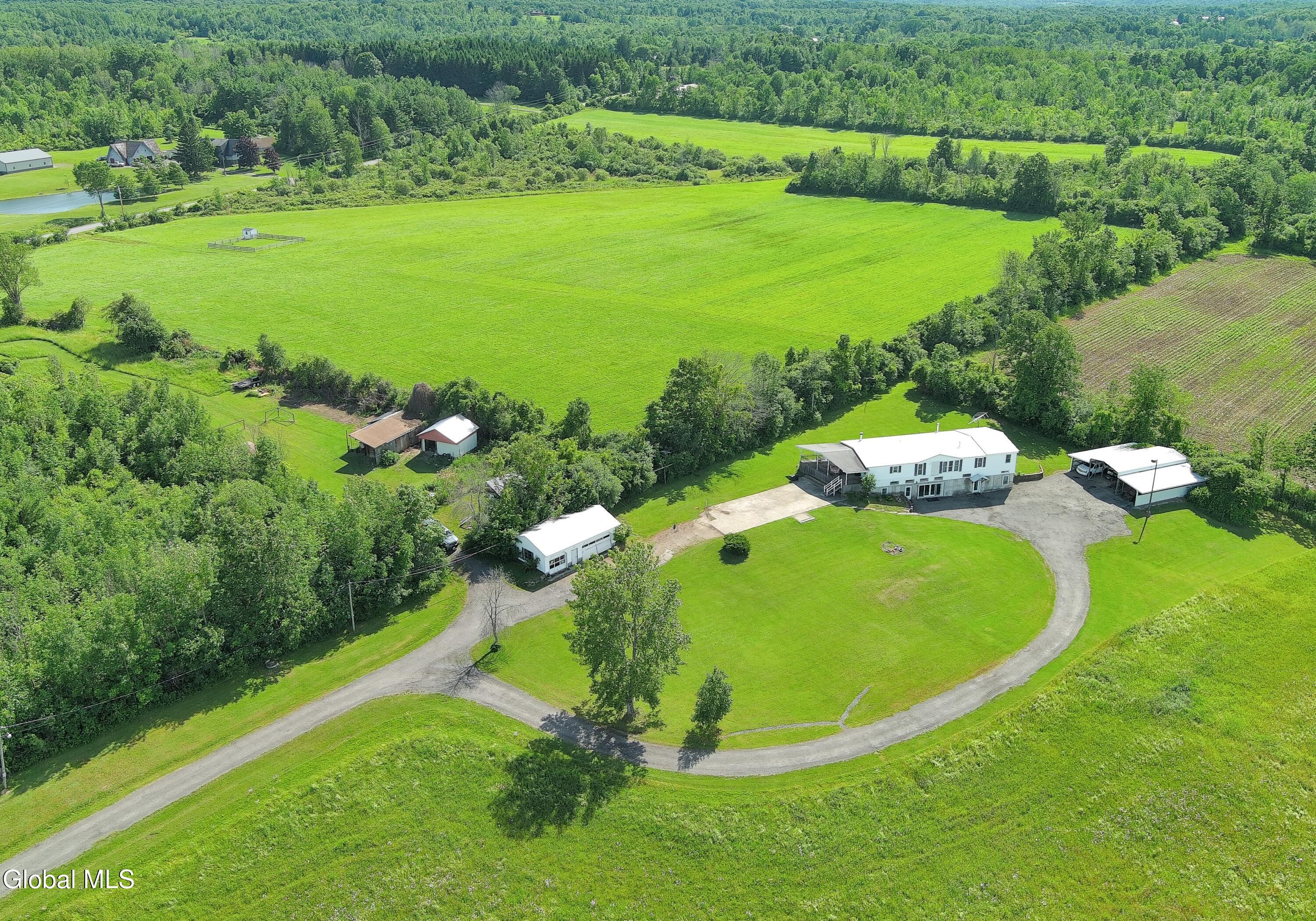 204 Devenpeck Road Root, NY 13317 - Photo 8 of 77 5a