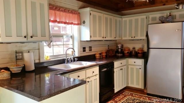 725 Lochaven Road Waxhaw, NC 28173 - Photo 7 of 24 Gallery Image 7