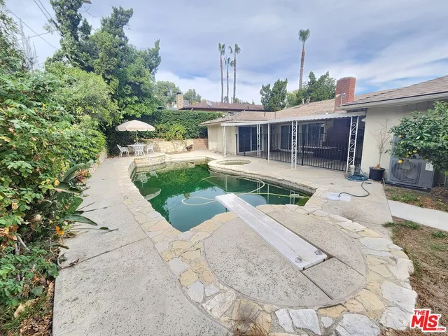 $5,500 | 11665 Babbitt Avenue, Granada Hills, CA 91344