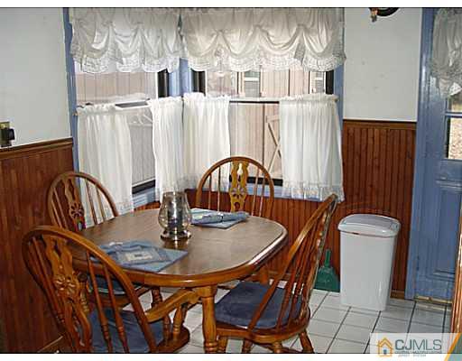 18 Sturgis Road Edison, NJ 08817 - Photo 4 of 6