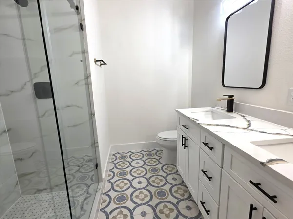 $2,200 | 19539 Dunbar Avenue, Unit B, Houston, TX 77338