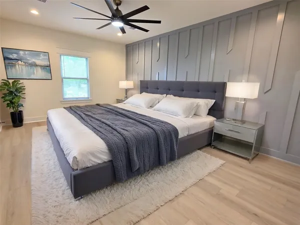 $2,200 | 19539 Dunbar Avenue, Unit B, Houston, TX 77338