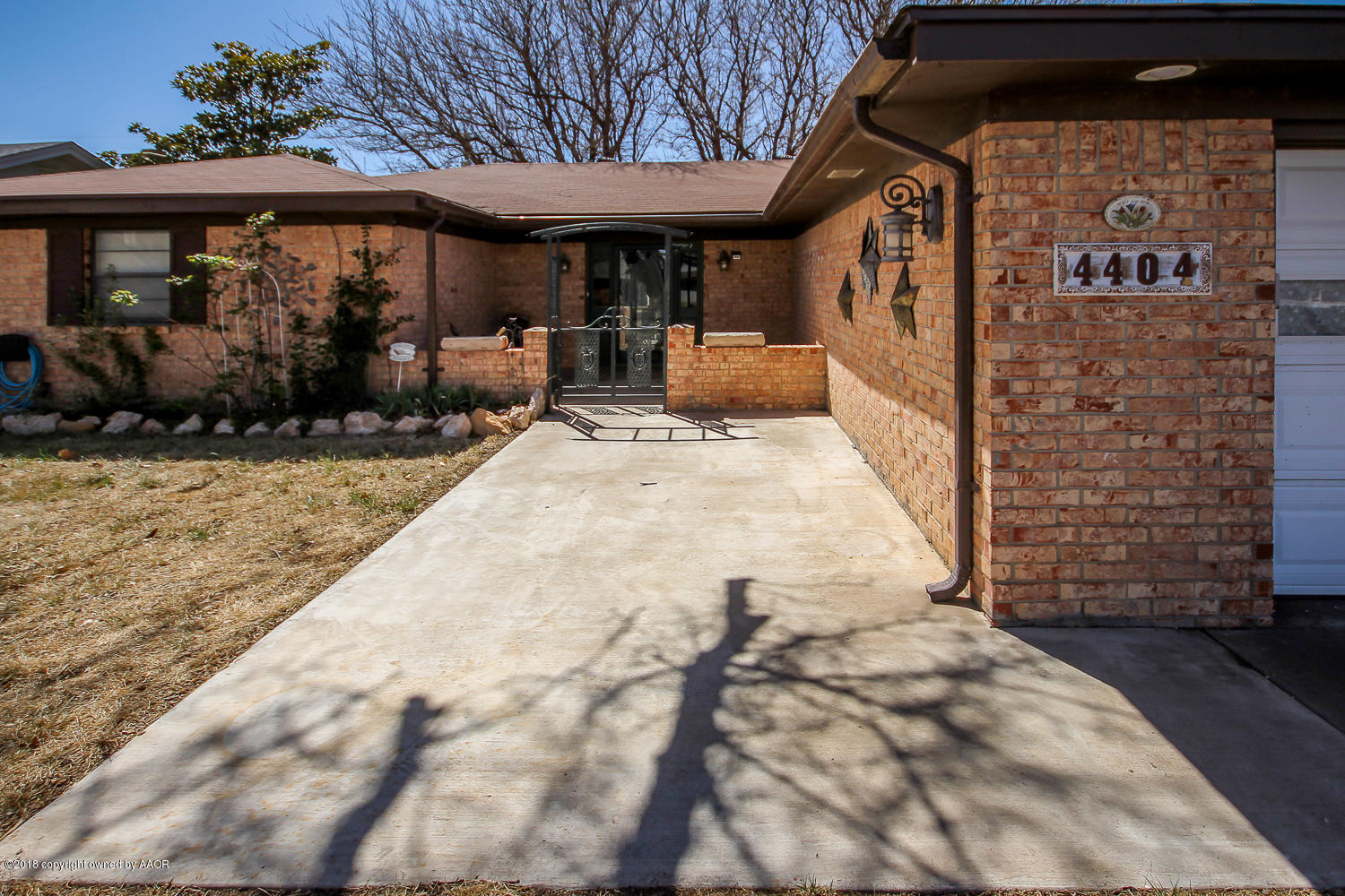 4404 Kingston Road Amarillo, TX 79109 - Photo 3 of 24 Front Porch
