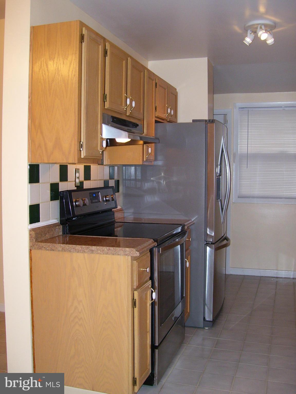 3843 Elmcroft Road Randallstown, MD 21133 - Photo 22 of 30 Kitchen