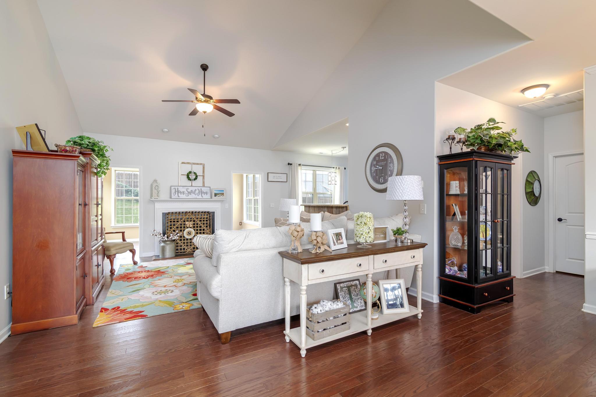 573 Suffolk Road Johnson City, TN 37615 - Photo 29 of 29 Open floor plan