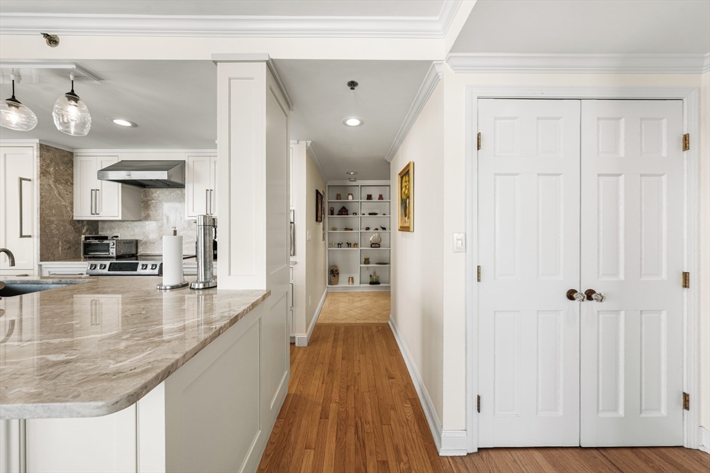 8 Museum Way, Unit 2304 Cambridge, MA 02141 - Photo 17 of 39 a view of a living room and hardwood floor