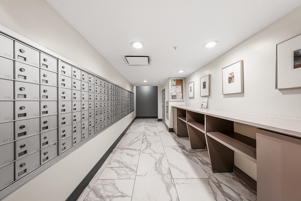 8 Museum Way, Unit 2304 Cambridge, MA 02141 - Photo 30 of 39 a view of locker room