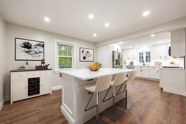 $575,000 | 841 Lincoln Street, Franklin, MA 02038