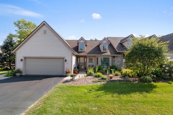 $550,000 | 2081 Upper Ridge Road, Port Washington, WI 53074