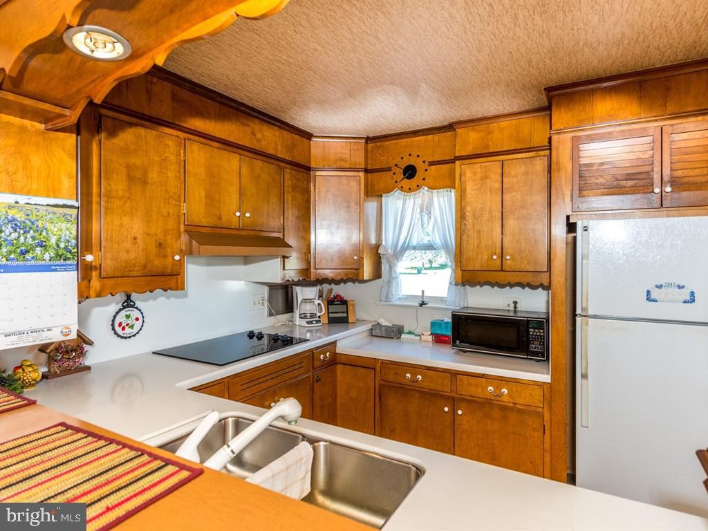 2194 Mine Road Paradise, PA 17562 - Photo 12 of 26